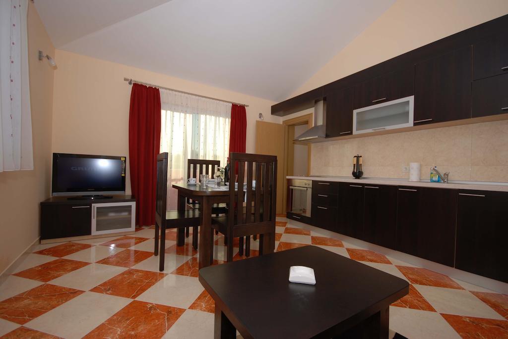Apartments Stepic Trogir Oda fotoğraf